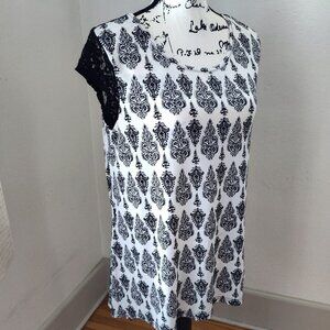 Sara Studio Women's Blouse Top Black White Baroque Print Lace Cap Sleeves LARGE